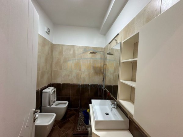 APARTAMENT 3+1 PER SHITJE TEK LIQENI I THATE