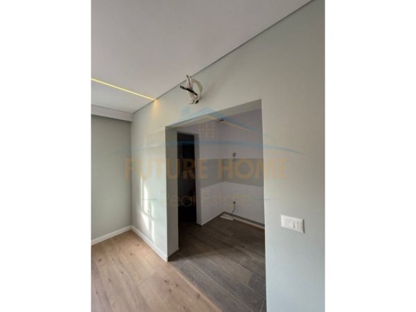 Durres, shitet apartament 2+1 Kati 5, 83 m² 90.000 € (Durres)