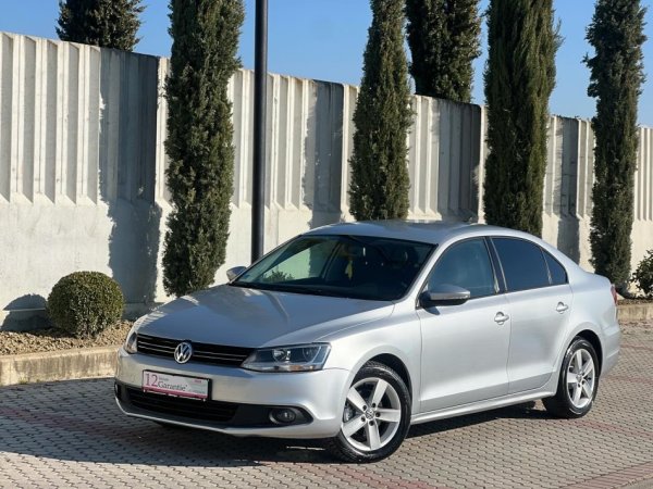 VW JETTA 1.6 NAFTE 👉 2012 👈 kambio AUTOMATIKE 7.350 €