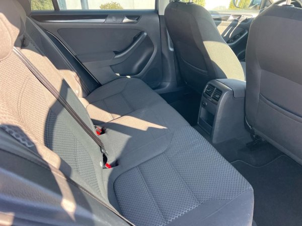 VW JETTA 1.6 NAFTE 👉 2012 👈 kambio AUTOMATIKE 7.350 €