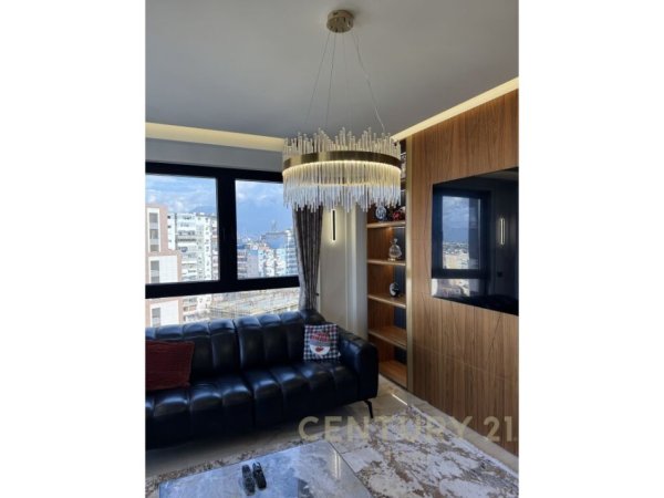 Tirane, shes apartament+verande | Penthouse 3+1+Aneks+Ballkon Kati 11, 169 m² (Ish-Fusha Aviacionit)