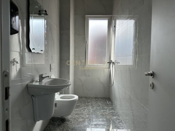 Tirane, shes apartament 2+1+Aneks+Ballkon Kati 6, 110 m² 285.000 € (Ish Parku)