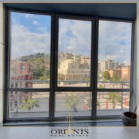 Durres, shitet zyre Kati 5, 90 m² 180.000 Euro (Qendër, Bashkia)