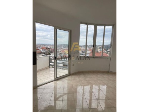 Tirane, shitet apartament 1+1 Kati 4, 72 m² 85.000 € (Fresku)