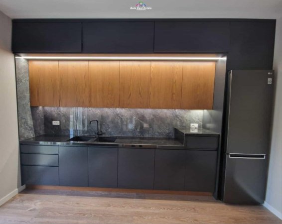 Tirane, jepet me qera apartament 2+1 Kati 3, 106 m² 1.100 € (Liqeni I Thate)