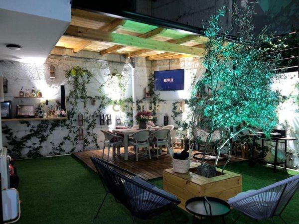 Tirane, jepet me qera apartament modern 2+1+2 me oborr te Liqeni i Thate, Kati 3, 100 m² 1.200 € (Neom108688)