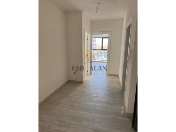 Tirane, shitet apartament 3+1+2 Kati 1, 147 m² 257.500 € (Bulevardi i Ri)