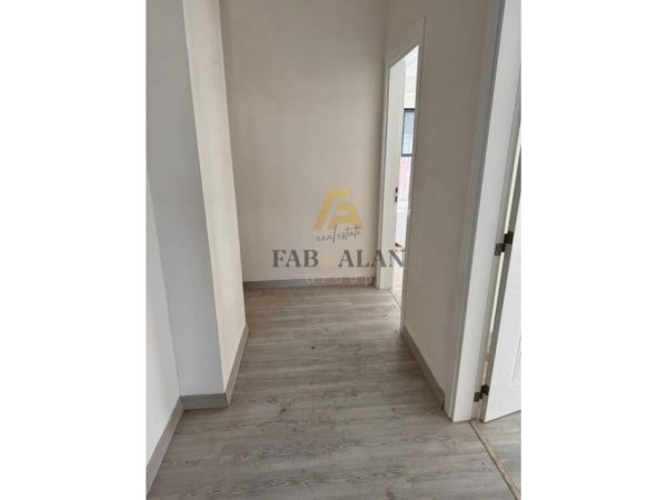 Tirane, shitet apartament 3+1+2 Kati 1, 147 m² 257.500 € (Bulevardi i Ri)