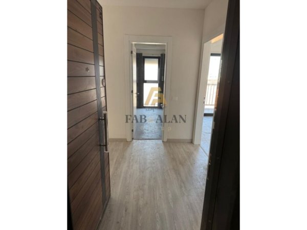 Tirane, shitet apartament 2+1+2 Kati 5, 106 m² 186.000 € (Bulevardi i Ri)