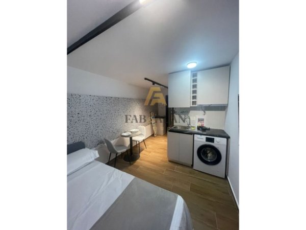 Tirane, shiten 4 garsoniere Kati 4, 100 m² 330.000 € (Ish Blloku)