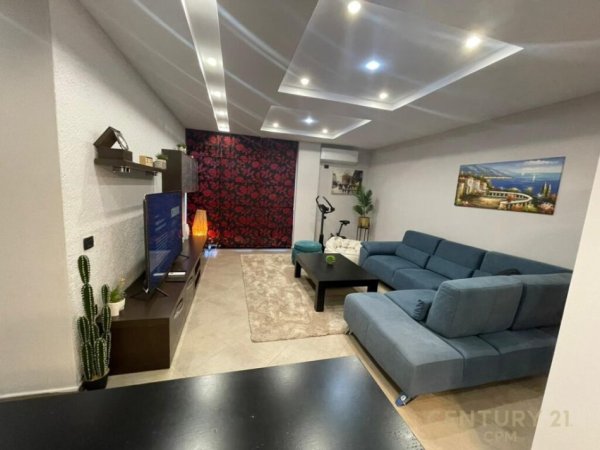 Tirane, shes apartament 2+1+Aneks+Ballkon Kati 4, 116 m² 300.000 € (Kopshti Zoologjik)
