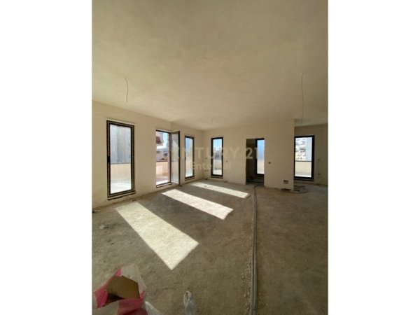 Tirane, shes apartament 2+1+Aneks+Ballkon Kati 4, 200 m² 289.000 € (Siri Kodra)