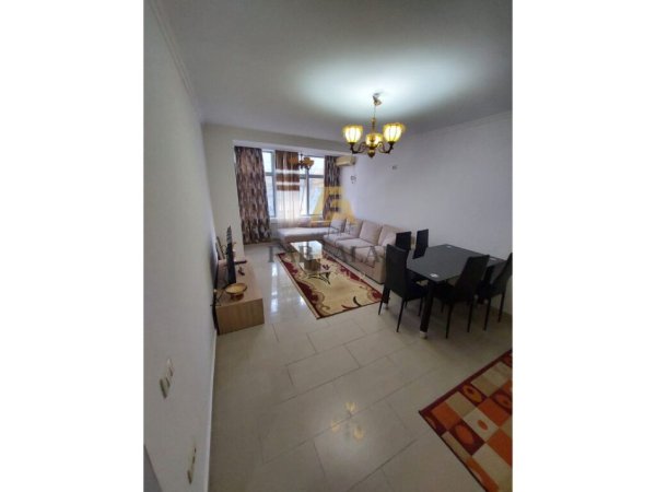 Tirane, shitet apartament 2+1 Kati 2, 75 m² 188.000 € (Rruga e Kavajes, prane Poliklinikes nr.9)
