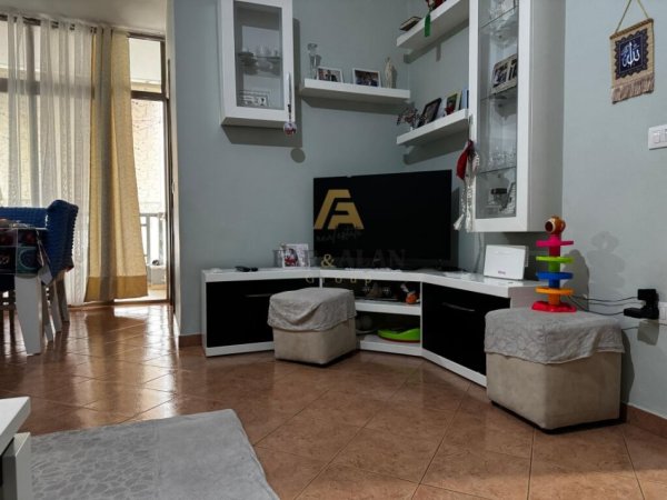 Tirane, shitet apartament 1+1 Kati 2, 63 m² 85.000 € (Astir, rruga Loni Ligori)