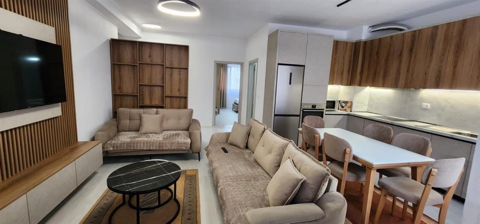 Tirane, jepet me qera apartament 2+1+Ballkon Kati 3, 100 m² 700 € (FUSHA E AVIACIONIT)