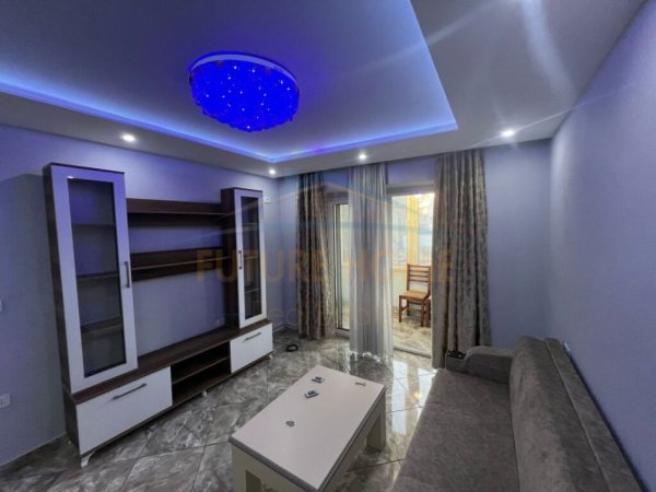Tirane, shitet apartament 1+1 Kati 2, 56 m² 135.000 € (Shkolla e Bashkuar)