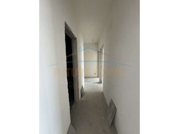 Tirane, shitet apartament 2+1 Kati 5, 78 m² 200.000 € (Mine Peza)