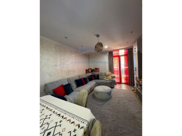 Tirane, shitet apartament 2+1 Kati 5, 106 m² 220.000 € (Rruga Bardhyl)