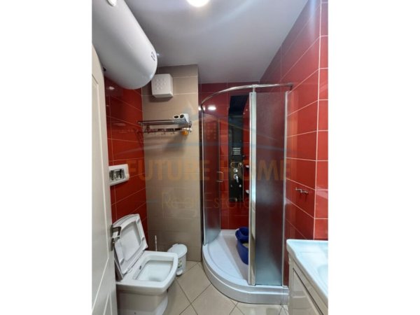 Tirane, shitet apartament 2+1 Kati 5, 106 m² 220.000 € (Rruga Bardhyl)