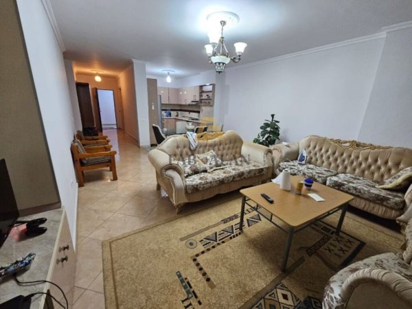 Tirane, shitet apartament 2+1+2 Kati 2, 148 m² 215.000 € (Shkolla Mihal Grameno)
