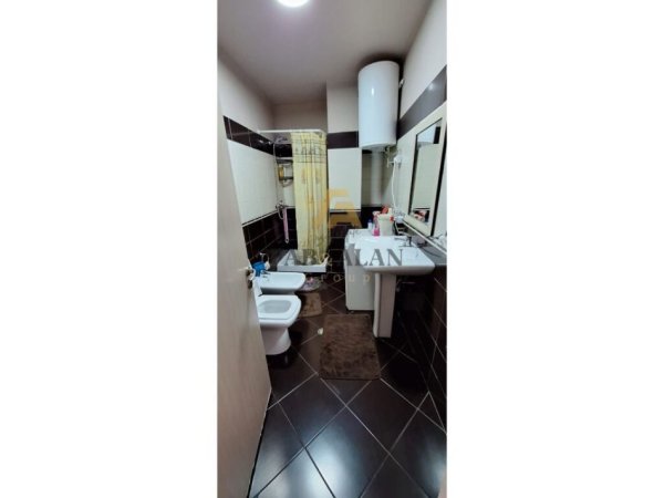 Tirane, shitet apartament 2+1+2 Kati 2, 148 m² 215.000 € (Shkolla Mihal Grameno)
