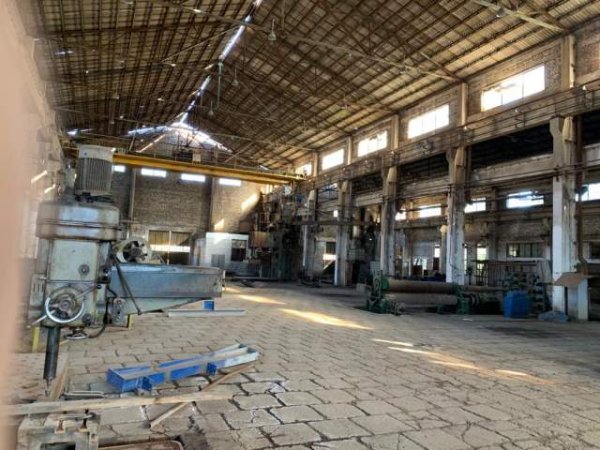Elbasan, shes magazine Kati 1, 5.085 m² 1.000.000 Euro (ish kombinatin Metalurgjik)