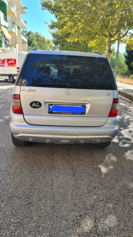 MERCEDES BENZ ML 270 - 4300 €