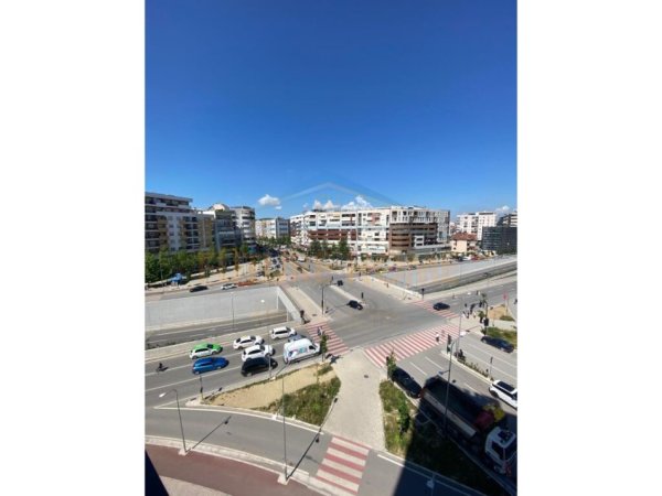Tirane, jepet me qera apartament 2+1 Kati 5, 130 m² 600 € (UNAZA RE)   UNA49945