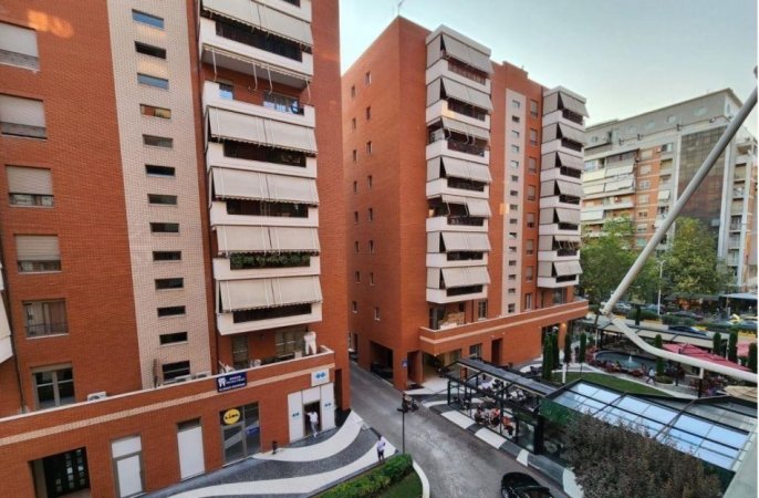 Tirane, shitet apartament 2+1+Ballkon Kati 8, 128 m² 345.600 € (kompleksi delijorgji)