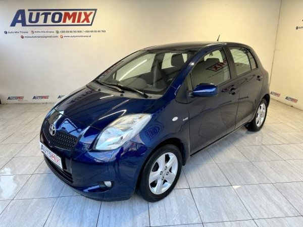 Tirane, shes makine Toyota YARIS Viti 2006, 5.700 Euro