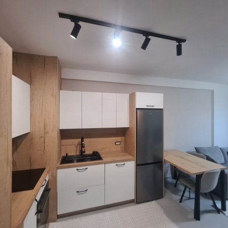 Tirane, jap me qera apartament 1+1+parkim, Kati 7, 61 m² 450 € (Univers City)