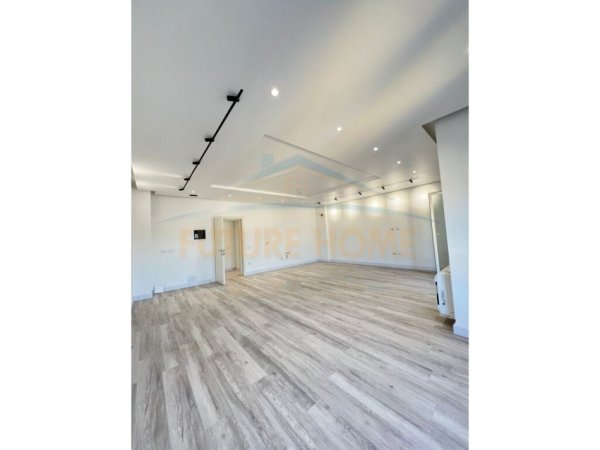 SHITET APARTAMENT 3+1 TEK KOMUNA E PARISIT