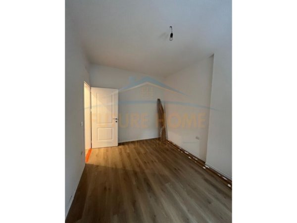 SHITET APARTAMENT 2+1 NE DON BOSKO, OBJEKT I RI