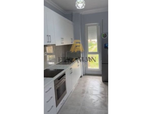 Tirane, shitet apartament 1+1 Kati 3, 67 m² 95.000 € (Ali Dem)