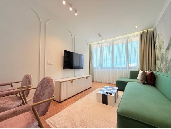 Tirane, jepet me qera apartament 1+1+Aneks Kati 11, 65 m² 1.000 € (Shallvaret)