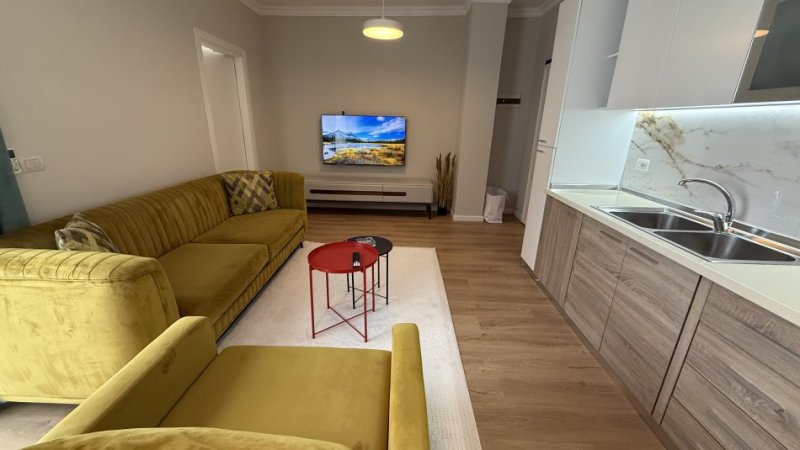 Tirane, jepet me qera apartament+verande | Penthouse 1+1 Kati 7, 84 m² 390 € (Fresk, te hotel Gaxherri)
