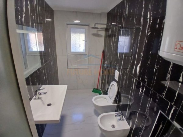 SHITET APARTAMENT 1+1 TEK ISH TREGU ELEKTRIK