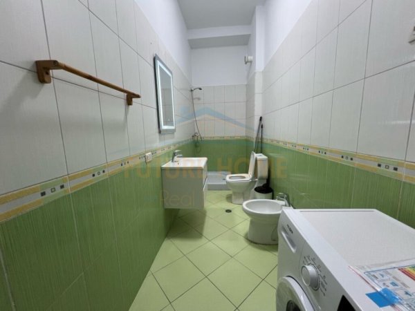 Shitet, Apartament 2+1, Unaza e Re, Tiranë