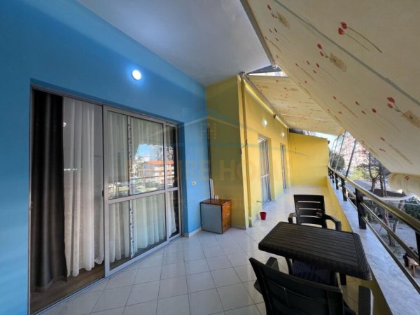 Shitet, Apartament 2+1, Unaza e Re, Tiranë