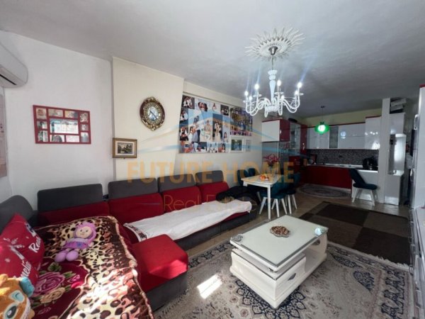 Shitet, Apartament 1+1, Misto Mame