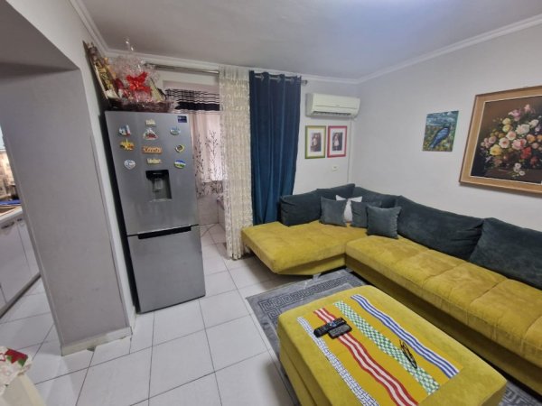 Tirane, shitet 1+1 , 63 m² 126.000 € (vasil shanto)