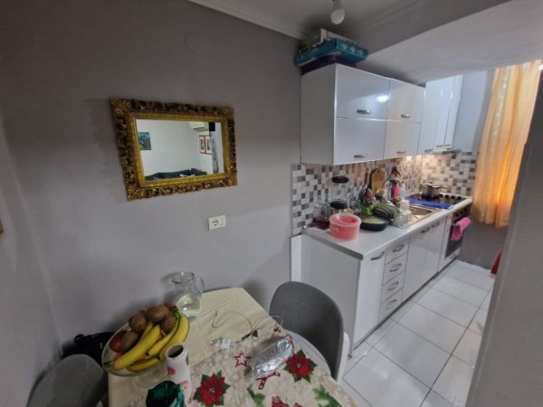 Tirane, shitet 1+1 , 63 m² 126.000 € (vasil shanto)