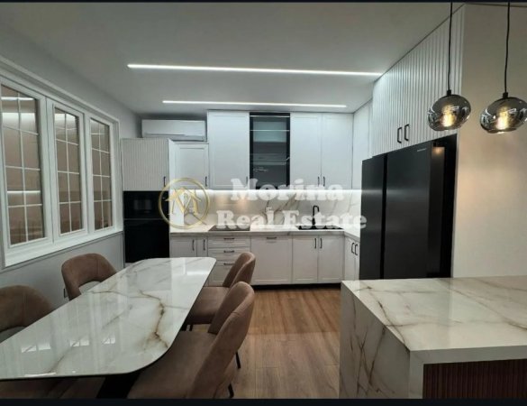 Tirane, jepet me qera apartament 2+1 Kati 4, 100 m² 1000 € (Selvia)