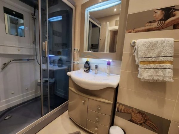 Tirane, jepet me qera apartament 2+1 Kati 2, 107 m² 1.500 € (KOPSHTI ZOOLOGJIK)