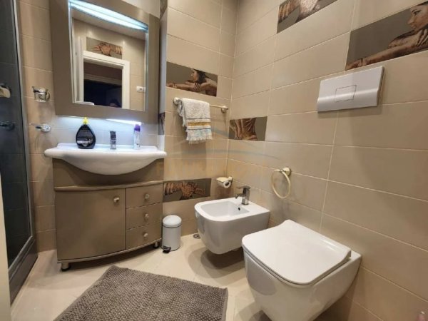 Tirane, jepet me qera apartament 2+1 Kati 2, 107 m² 1.500 € (KOPSHTI ZOOLOGJIK)