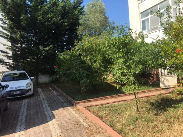 Durres, shitet Vile 2 Katshe , 217 m² 218.000 € (ne Hamallaj Gjiri i Lalzit Durres)