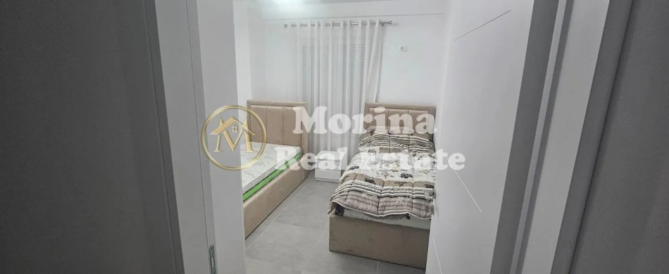 Tirane, jepet me qera apartament 2+1 Kati 1, 90 m² 450 € (Selite)