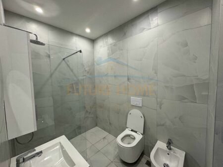 Tirane, shitet apartament 1+1 Kati 7, 65 m² 99.000 € (ALI DEMI)