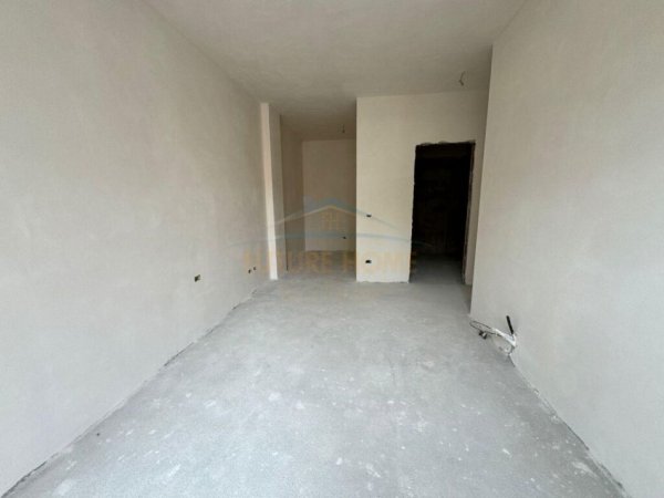 Tirane, shitet apartament 2+1+Ballkon Kati 2, 110 m² 173.800 € (Bulevrdi i Ri)