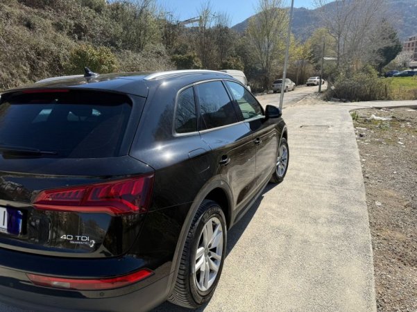 Shqiperi, shitet SUV | Fuoristrad | Xhip AUDI Q5 TDI Quattro Nafte, e zeze automatik Klima 93.000 km 32.400 €
